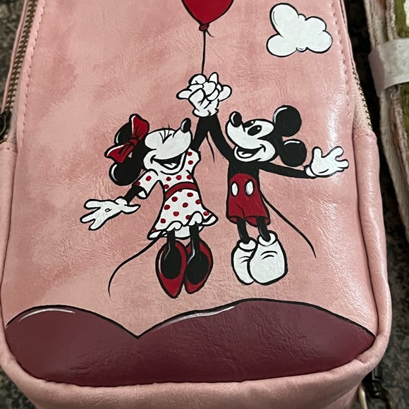 HAND PAINTED Cartoon Mouse Sling bag!!!  BNWT!! - Picture 5 of 9